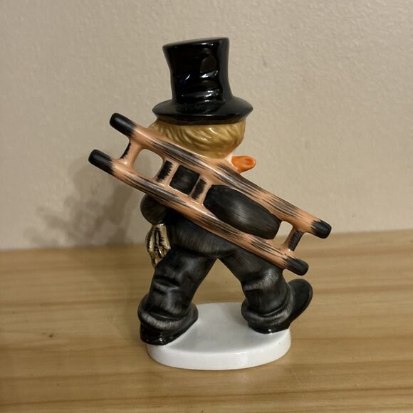 Vintage Hummel Goebel German Porcelain Figurine #KF40 Chimney Sweep VG/EX - Picture 3 of 6